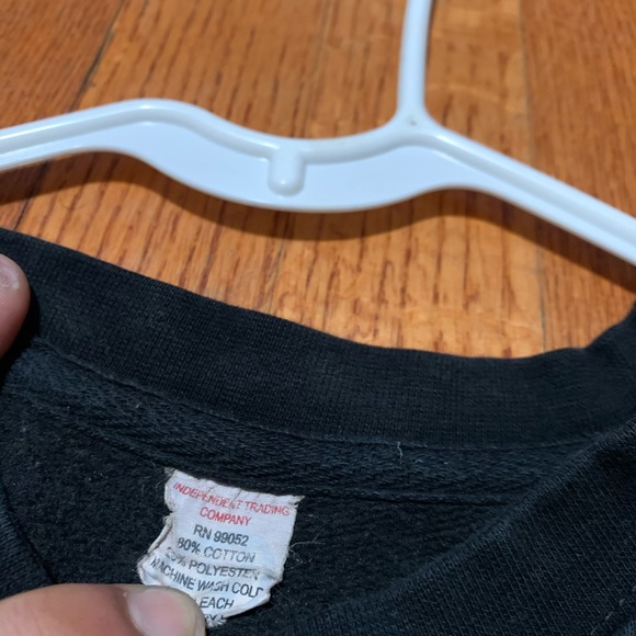 Waka Election Sweater - Picture 3 of 3